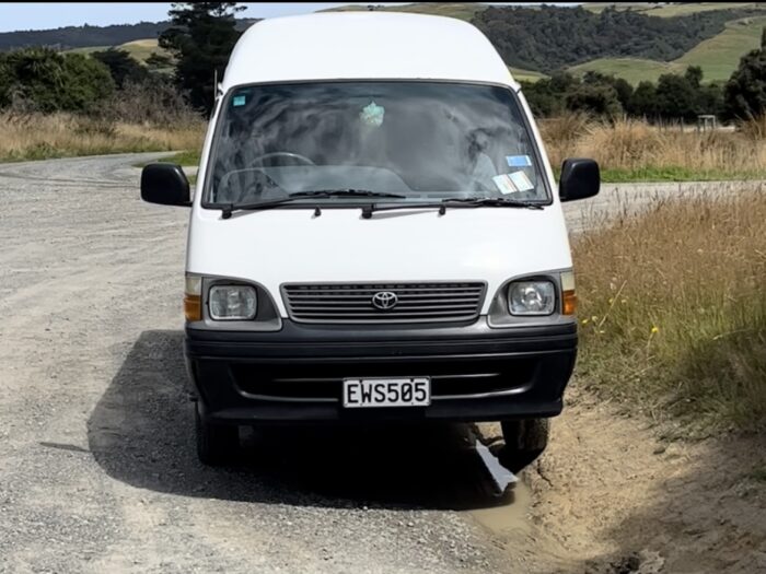 100系ハイエース　キャンパー